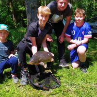 Zawody wędkarskie z okazji Dnia Dziecka