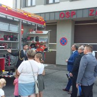 Uroczyste przekazanie  nowego wozu strażackiego OSP w Zatorze