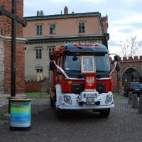 Poświęcenie oraz oficjalne przekazanie nowego wozu bojowego   dla   OSP Podolsze