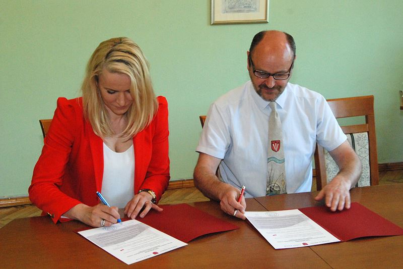 Podpisanie Umowy z Prezesem Fundacji